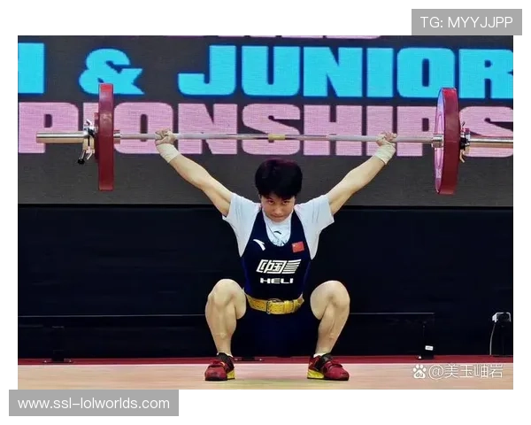 刘景扬母亲透露女儿训练艰辛:无教练支持,金牌属计划外收获 刘景扬母亲透露女儿训练艰辛:无教练支持,金牌属计划外收获