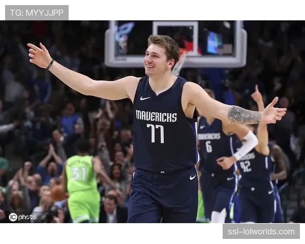 伤病报告:芝加哥天空队核心坎达丝·帕克因脚踝伤势将缺席4-6周